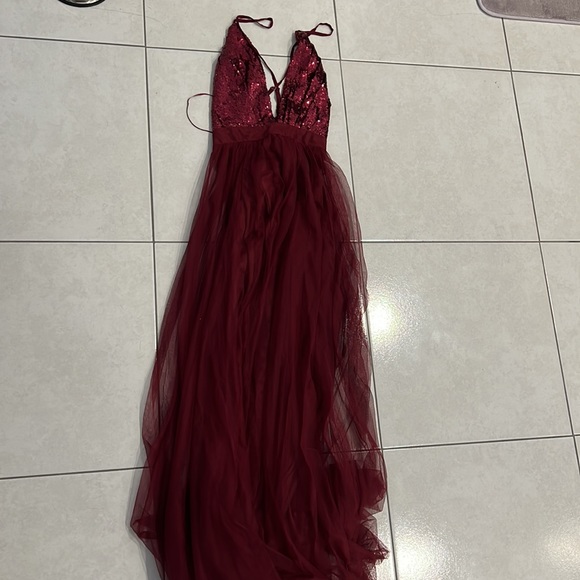 Red sparkly maxi dress - Picture 2 of 3